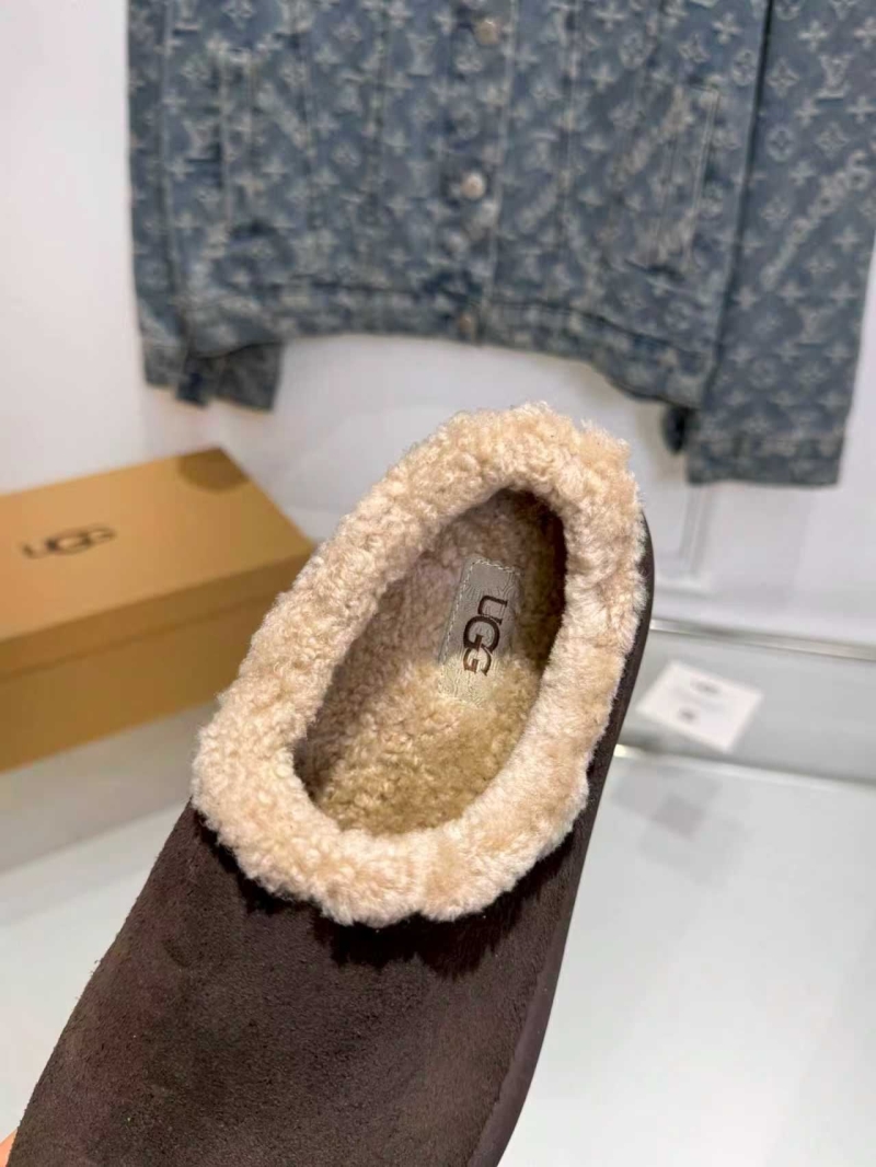 Ugg Flat Shoes